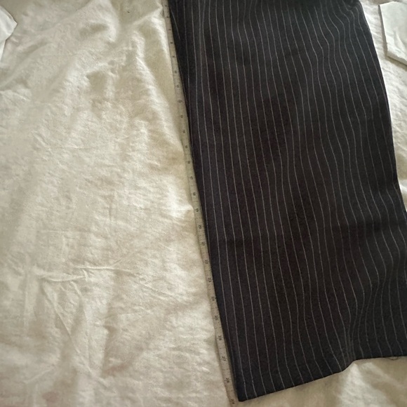 Lioness La Mesa Pant in black pinstripe  -SZ Large NWOT - Picture 10 of 13